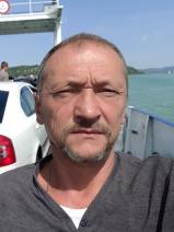 Sziasztok! Csaba vagyok. Komoly vitnyédi párkereső nők jelentkezését várom.