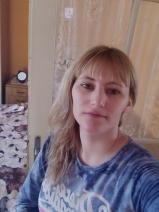 Sziasztok! Teodóra vagyok. Komoly balástyai társkereső férfiak jelentkezését várom.