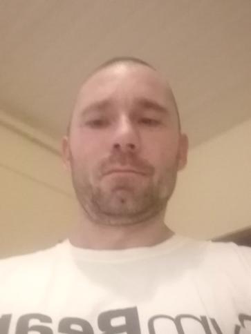 Imre, 42 éves varsányi társkereső férfi profil fotója