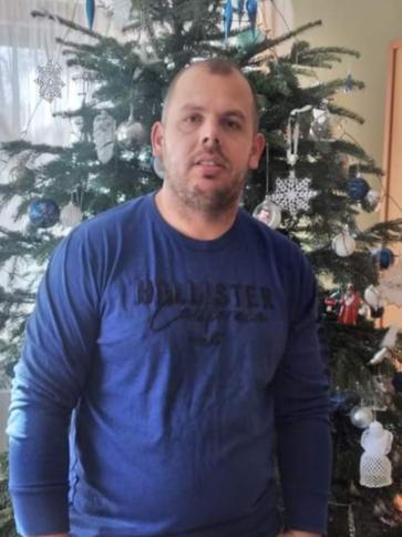 Laci, 40 éves nagysápi társkereső férfi profil fotója