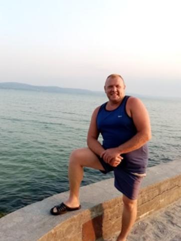 József, 52 éves siklósi társkereső férfi profil fotója