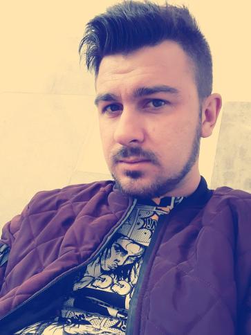 Norbert, 26 éves karcagi társkereső férfi profil fotója Norbert, 26 éves karcagi társkereső férfi profil fotója