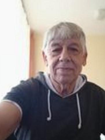 Dezső, 75 éves szolnoki társkereső férfi profil fotója