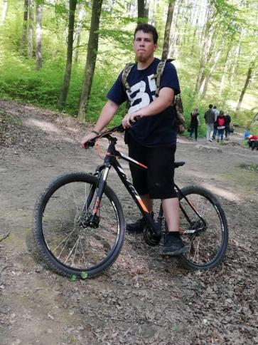 Kristóf, 30 éves zirci társkereső férfi profil fotója