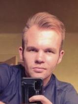 Sziasztok! Krisztián vagyok. Komoly dégi párkereső nők jelentkezését várom.