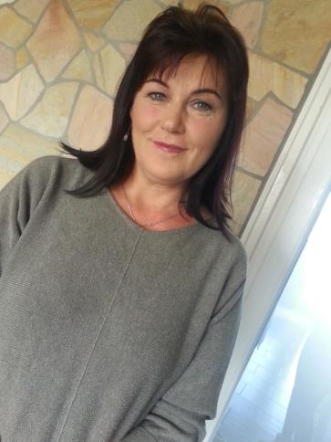 Karmen, 59 éves balatonvilágosi társkereső nő profil fotója