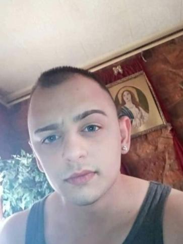 Roland, 32 éves gyöngyösi társkereső férfi profil fotója