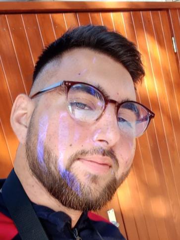 Krisztián, 24 éves pétervásárai társkereső férfi profil fotója