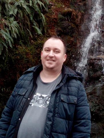 Patrik, 40 éves komáromi társkereső férfi profil fotója