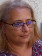 Sziasztok! Timi vagyok. Online szigethalmi randizni vágyó férfiak jelöljetek kedvencnek.