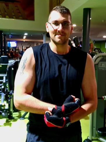Imre, 28 éves győri társkereső férfi profil fotója
