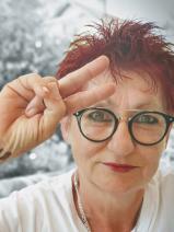 Sziasztok! Ritalia vagyok. Komoly pócsmegyeri társkereső férfiak jelentkezését várom.