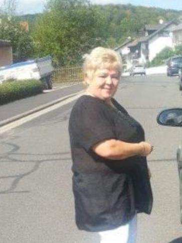 Aranka, 73 éves debreceni társkereső nő profil fotója