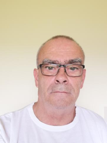 Pál, 63 éves szolnoki társkereső férfi profil fotója Pál, 63 éves szolnoki társkereső férfi profil fotója