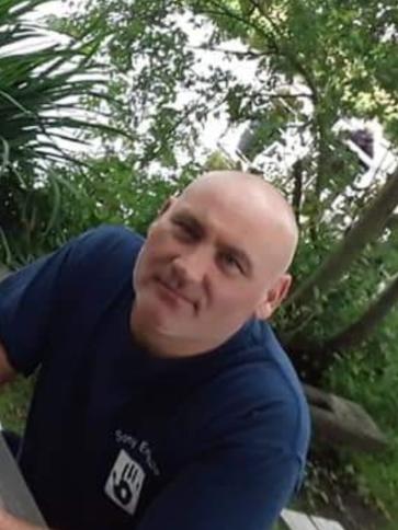 Rudolf, 53 éves mezőzombori társkereső férfi profil fotója
