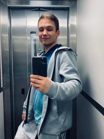 Gabesz, 29 éves Budapest XVI. kerületi társkereső férfi profil fotója Gabesz, 29 éves Budapest XVI. kerületi társkereső férfi profil fotója