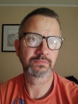 Sziasztok! Zsolt vagyok. Komoly alsónánai párkereső nők jelentkezését várom.