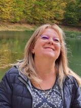 Sziasztok! Zoltán vagyok. Igényes ácsi párkereső nőt keresek.