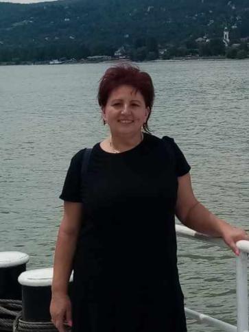 Julcsi, 61 éves egri társkereső nő profil fotója