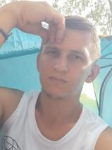 Sziasztok! László vagyok. Komoly gádorosi párkereső nők jelentkezését várom.