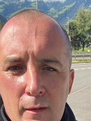 Istvan, 56 éves svájci társkereső férfi profil fotója