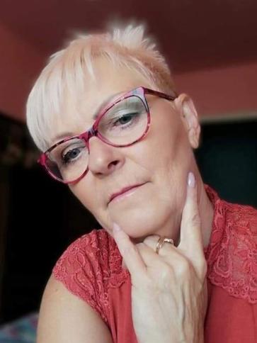 Csilla, 62 éves kardoskúti társkereső nő profil fotója