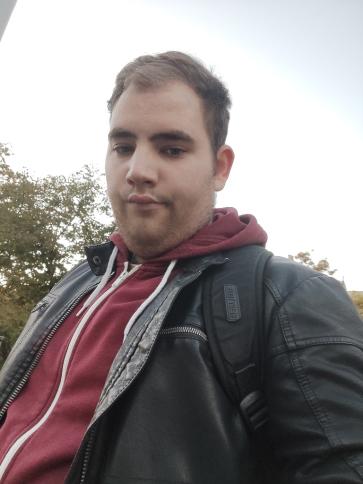 Tamás, 24 éves Budapest XI. kerületi társkereső férfi profil fotója