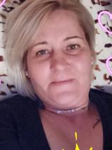 Sziasztok! Mónika vagyok. Online mezőtúri randizni vágyó férfiak jelöljetek kedvencnek.