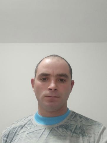 Levente, 36 éves abai társkereső férfi profil fotója
