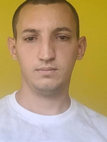 Istvan, 26 éves hajdúböszörményi társkereső férfi profil fotója