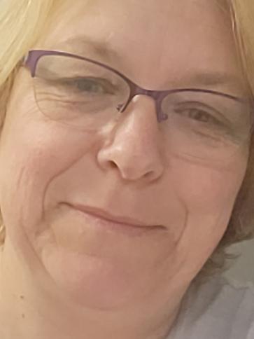 Móni, 52 éves szomódi társkereső nő profil fotója