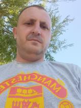 Sziasztok! István vagyok. Komoly lippói párkereső nők jelentkezését várom.