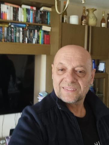 Tibor, 62 éves szegedi társkereső férfi profil fotója