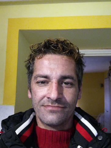 József, 41 éves kondorosi társkereső férfi profil fotója