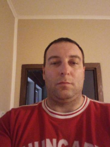 László, 45 éves szlovákiai társkereső férfi profil fotója