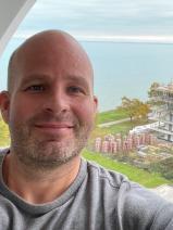 Sziasztok! Péter vagyok. Igényes siófoki párkereső nőt keresek.