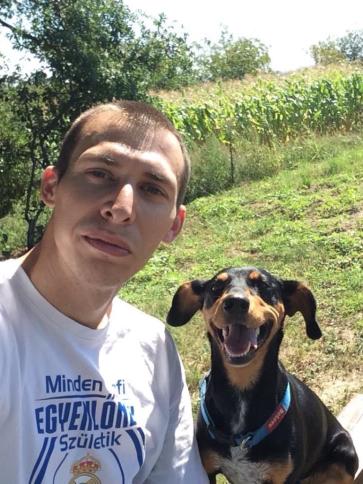 Tamás, 35 éves győrzámolyi társkereső férfi profil fotója