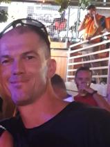 Sziasztok! Balázs vagyok. Online ráckevei randizni vágyó nők kattinsatok a kedvenc gombra.