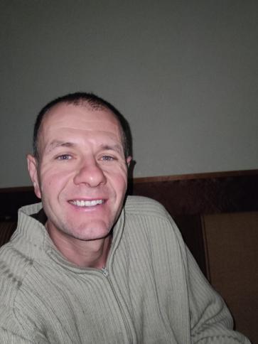Imre, 48 éves gyáli társkereső férfi profil fotója