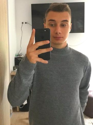László, 23 éves balatonfűzfői társkereső férfi profil fotója
