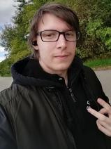 Sziasztok! Máté vagyok. Online ercsi randizni vágyó nők kattinsatok a kedvenc gombra.