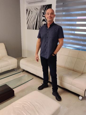 László, 53 éves Budapest VII. kerületi társkereső férfi profil fotója