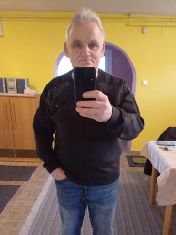 Sandor, 70 éves érdi társkereső férfi profil fotója