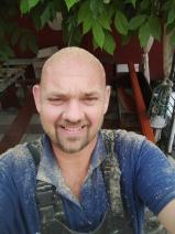Sziasztok! Miki vagyok. Komoly kamuti párkereső nők jelentkezését várom.