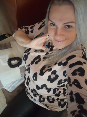 Gabriella, 34 éves abdai társkereső nő profil fotója