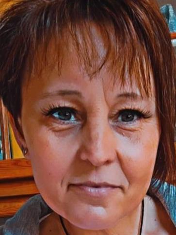 Krisztina, 51 éves dorogi társkereső nő profil fotója Krisztina, 51 éves dorogi társkereső nő profil fotója