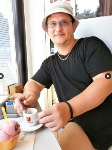 József, 48 éves jászberényi társkereső férfi profil fotója