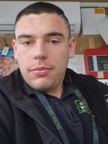 Patrik, 27 éves nádudvari társkereső férfi profil fotója