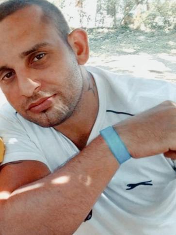 Norbert, 38 éves szentlőrinci társkereső férfi profil fotója Norbert, 38 éves szentlőrinci társkereső férfi profil fotója