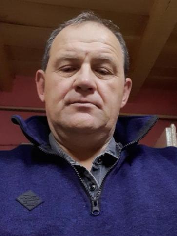 András, 55 éves viszneki társkereső férfi profil fotója András, 55 éves viszneki társkereső férfi profil fotója